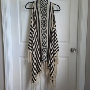 It's Our Time Black and Cream Patterned Sleeveless Cardigan